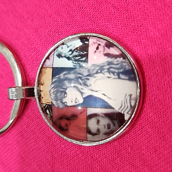 NWOT Taylor Swift Inspired Keychain - Picture 6 of 7